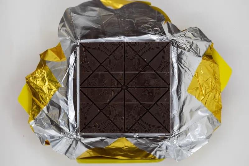 MANTRA – SHROOMS ORGANIC CHOCOLATE BARS – 3.5GM PER BAR (16 PIECES PER BAR – 4 PIECES PER SERVING – 4 SERVINGS PER BAR) MANTRA – SHROOMS ORGANIC CHOCOLATE BARS – 3.5GM PER BAR (16 PIECES PER BAR – 4 PIECES PER SERVING – 4 SERVINGS PER BAR)